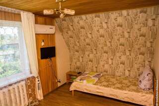 Гостевой дом Кедровый Дом Кочиевских Горно-Алтайск Улучшенный двухместный номер с 2 отдельными кроватями-1