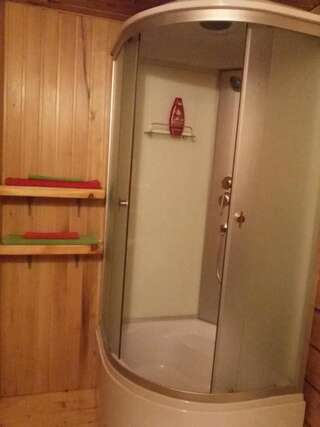 Гостевой дом Кедровый Дом Кочиевских Горно-Алтайск Двухместный номер с 1 кроватью и собственной ванной комнатой-6